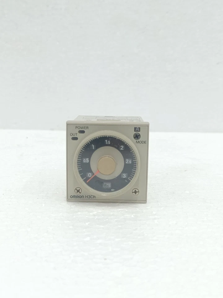 OMRON H3CR-A8E-600 MULTIFUNCTION ANALOG TIMER 24V AC/DC 5A 250VAC 8-PIN NEW - Image 2 of 4