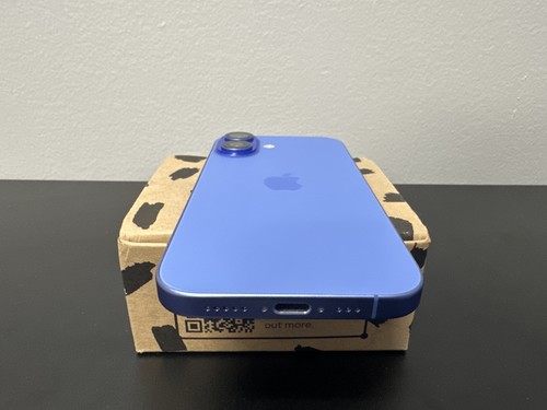 Apple iPhone 16 128GB Blue Factory Unlocked Excellent (91% Battery) - Picture 3 of 6