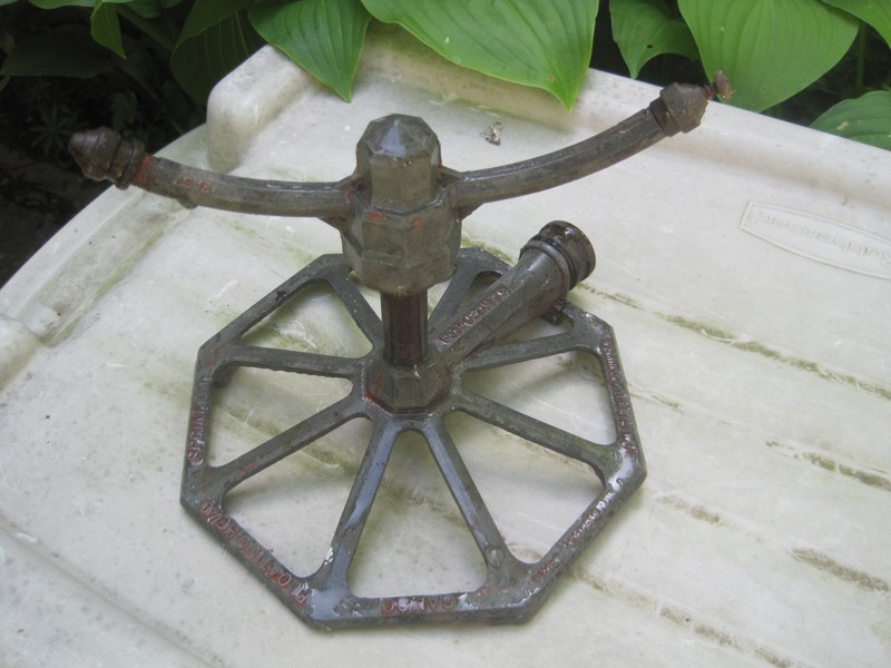 VTG PATENTED 1939 Cast Iron?/METAL Two arm Rotating Sprinkler-ASHTABULA OHIO