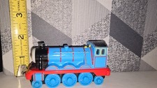 Thomas Friends Diecast Take Play Along Train Tank Engine Gordon 2002