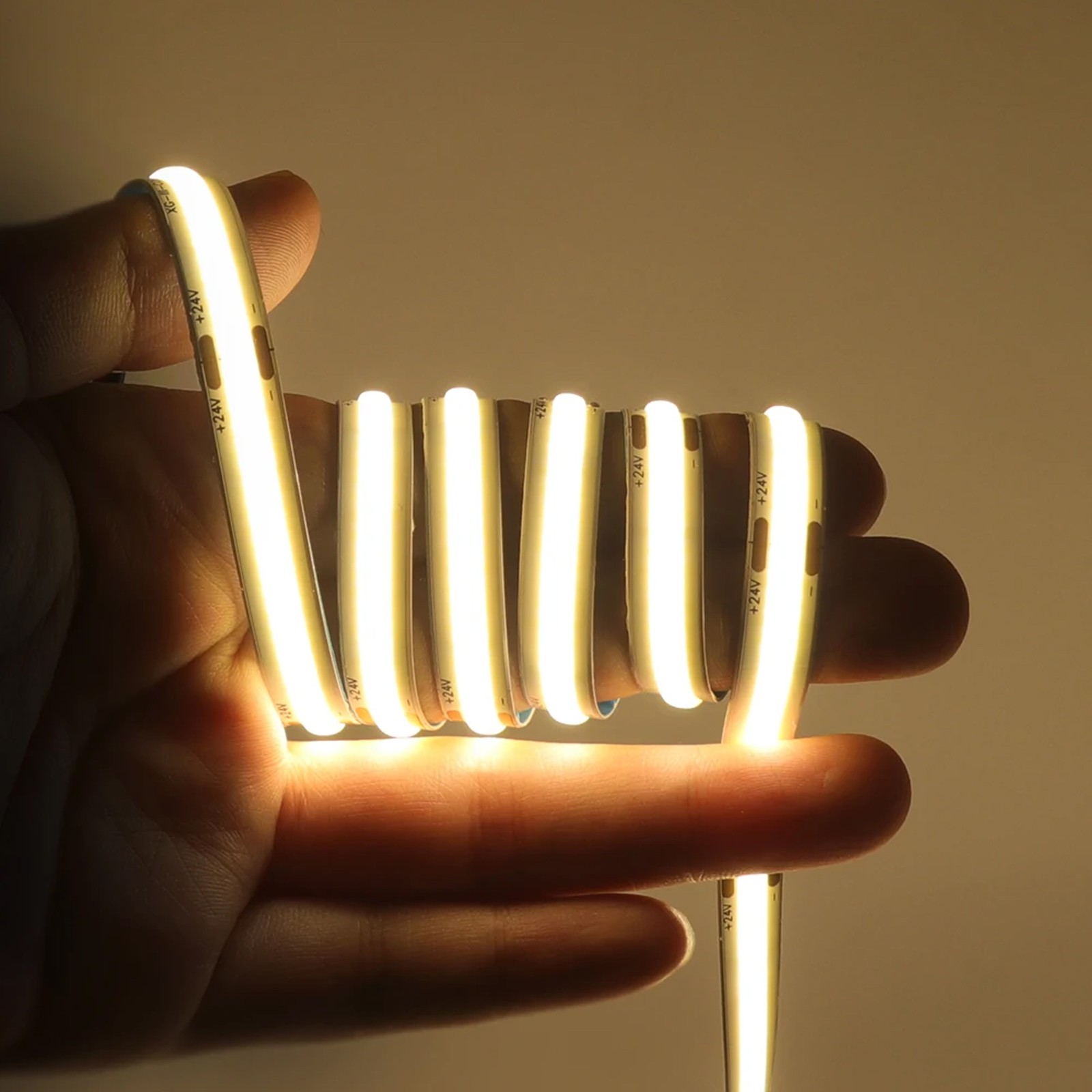 Striscia LED Premium COB Dimmabile 12V 24V foto 3