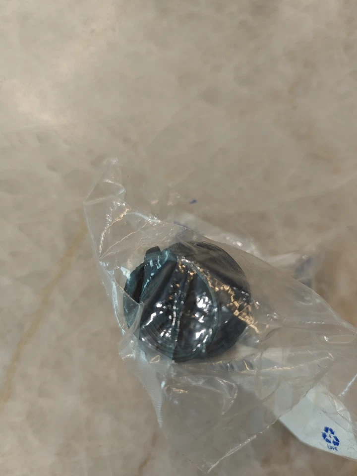 Tapa de tuerca de rueda genuina OEM GM 9594433 Buick Impala Malibu G5 Cruze Terraza Foto 4 de 4