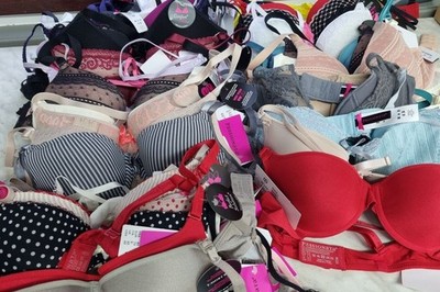 10 Stück Passionata BH / 70B für gesamt 20 Euro!