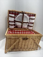 Large Wicker Picnic Basket With Cups Flatware Set Utensils Basket For 4 Person