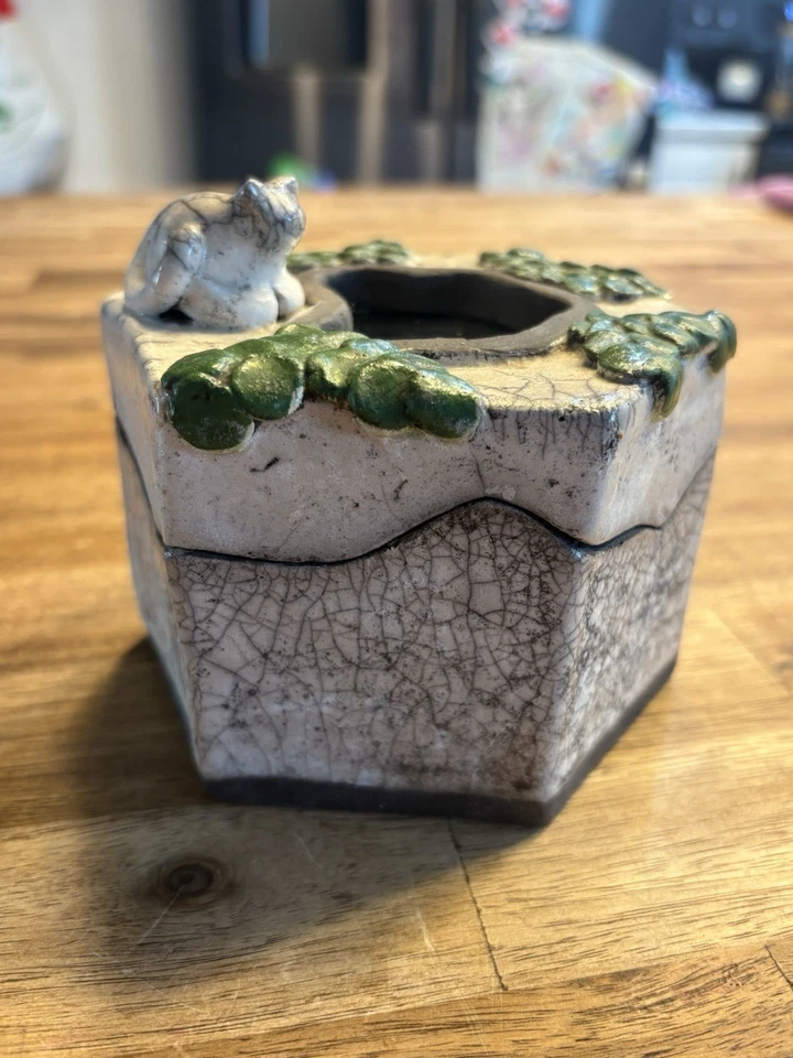 Handmade Trinket Box With Cat Mirror Pond And Greenery Beautifully Detailed OOAK - Image 4 of 4