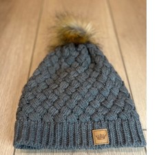 Chunky Knit Beanie Hat With Faux Fur Pom Gray Women Winter Warm Fashion