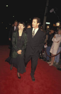 Robyn Moore & Mel Gibson 1990 Old Photo