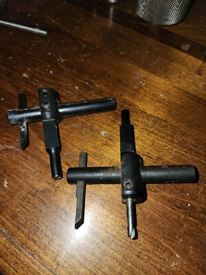 LARGE LOT OF ASSORTED END MILLS 