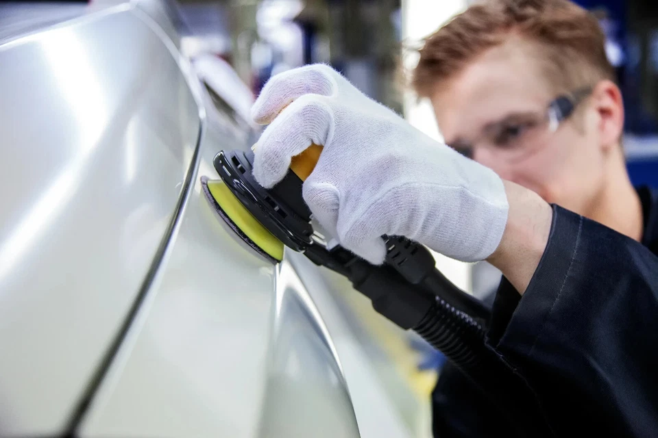 Mirka ROS 325CV 77mm 2.5mm Central Vacuum Orbital Palm Sander (8993325111) - Image 4 of 4