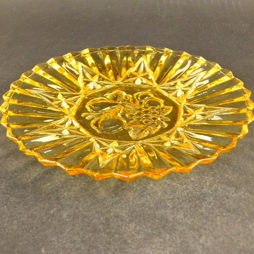 Vintage Bernstein Pionier Pressglas Mittagessen Teller Obst Muster 8" Durchmesser MCM - Bild 2 von 9