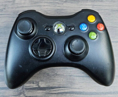 Microsoft Xbox 360 Wireless Controller Black 1403 (NO BATTERY COVER) T47