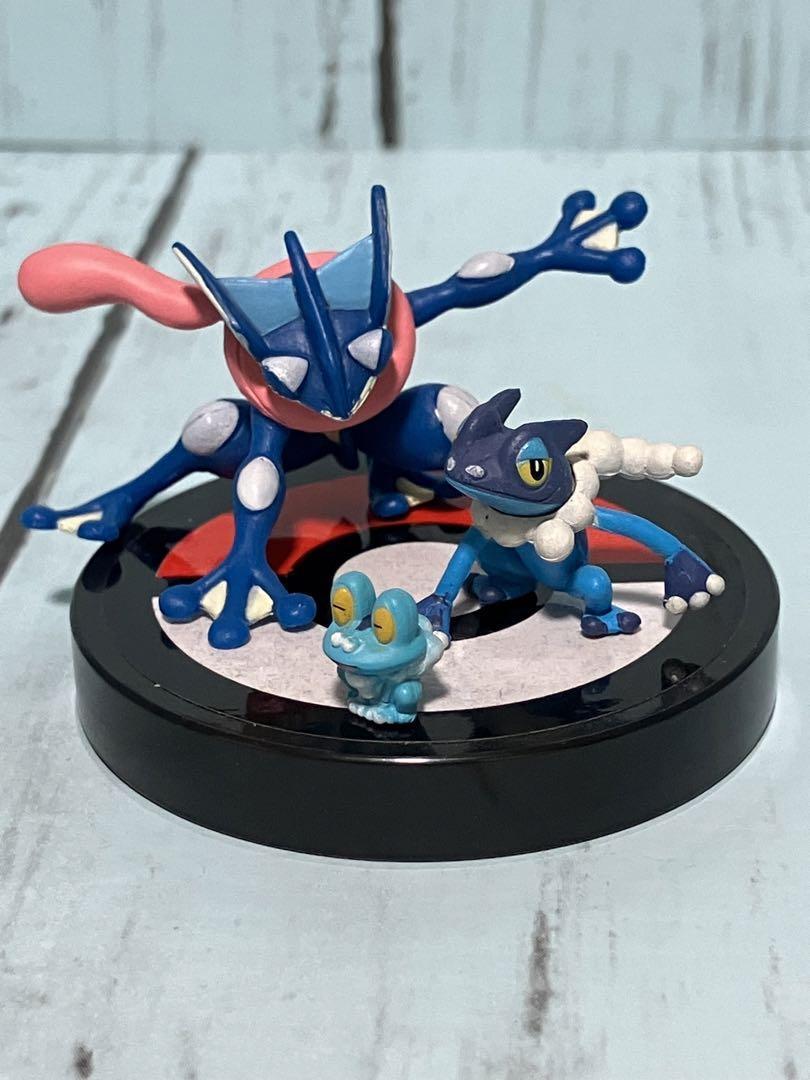 Pokemon Rittai Zukan Mini Figure No.106 Froakie Frogadier Greninja