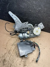2009 to 2016 GMC Acadia Rear Trunk Liftgate Power Motor Actuator OEM U1331 DG