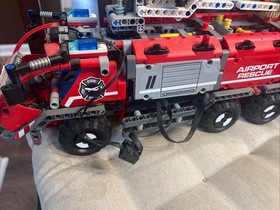 Lego Technic 42068 Airport Rescue 100% Finished