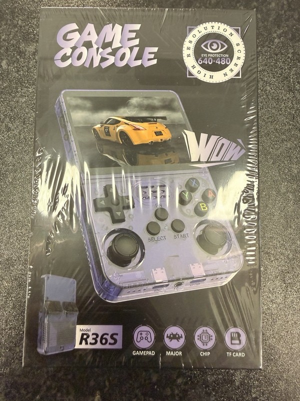 Games Console with over 1000 retro games