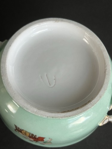 Vintage Covered Bouillon Soup Bowl Neoclassical Mint Green & Gold C.1920s - Picture 9 of 13