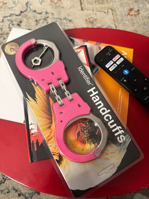ASP Identifier Hinge Handcuffs Scharnier-Handschellen pink Model 200