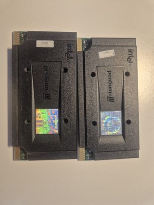 Vintage Intel Pentium III 933/256/133/1.7v Slot 1 CPU  SL4BT 933MHz 133FSB