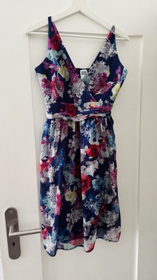 Neu: Vero Moda Blümchenkleid Größe 36