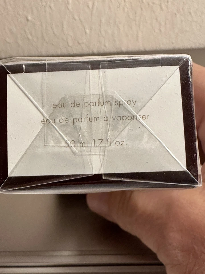 Extraordinary by Avon Eau de Parfum Spray 1.7 fl oz/50 ml - Sellado de fábrica, Nuevo de Lote Antiguo Foto 2 de 4