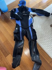 Tuta Mares by Mobby's Dry IceFit 4.0 uomo media con cappuccio e hangar (indossata una volta)