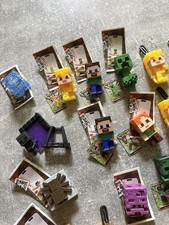 19 Stk. KinderJoy - Minecraft Figur ( Zombi, Alex Steve etc. )
