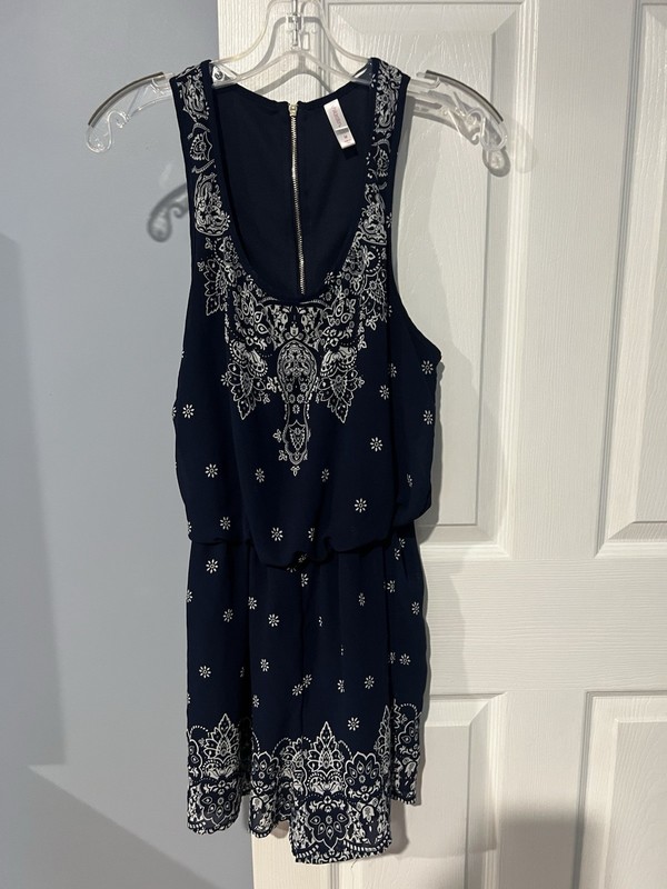 Xhilaration Medium Blue White Shorts Romper Sleeveless Elastic Waist Back Zip