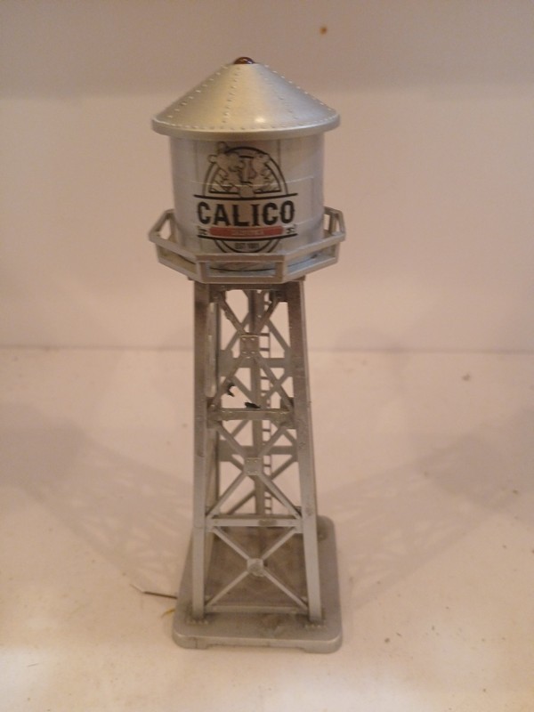 N Scale Water Tank (With Tested And Works Red Light )