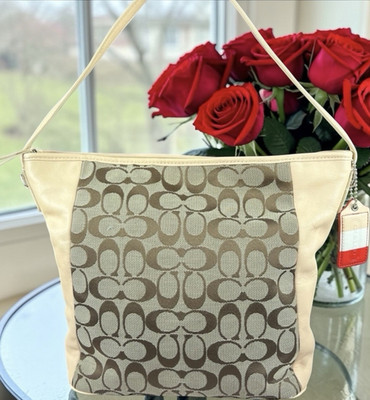 に Coach Legacy Weekend Signature Shoulder Bag-Style 23702 | eBay