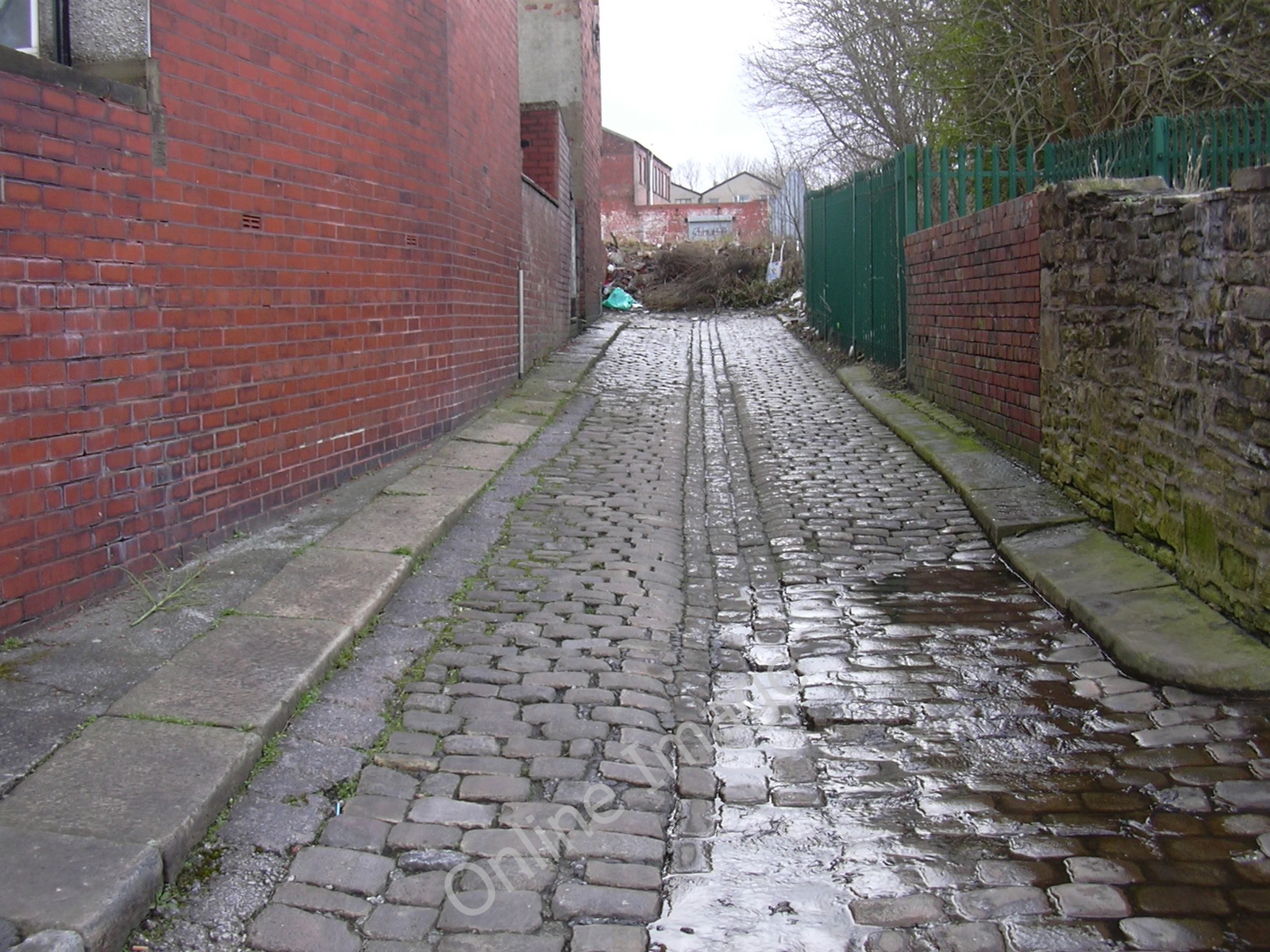 Photo 12x8 Alley from Whalley Road to Owen Street, Accrington c2010 eBay
