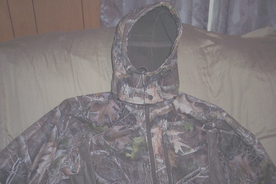Mens Large Camo Hunting Jacket Scent Control Berber Lining Tundra Jacket Hooded - Image 2 of 4