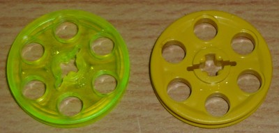 Lego Technic 2 Pulleys (2 Colours)