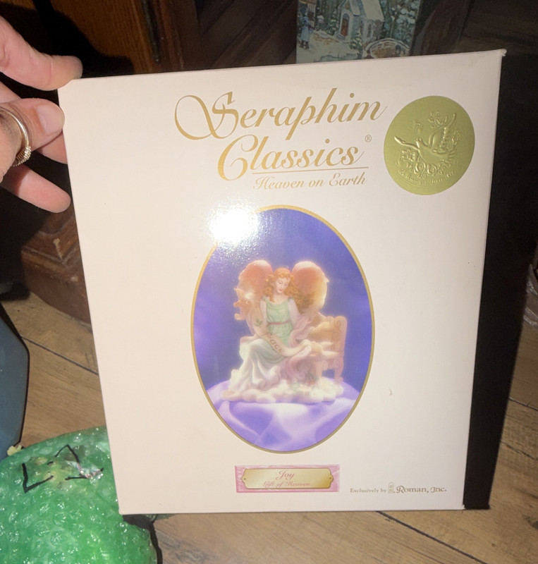 Seraphim Classics "Joy" Angel Figurine Gift of Heaven Heaven on Earth Roman Inc.