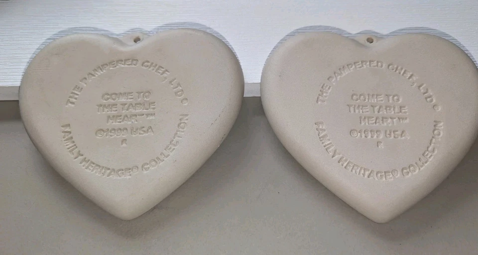 Vtg 1999 Pampered Chef COME TO THE TABLE HEART Mold Press Cookie Candy/ Set of 2 - Image 4 of 4