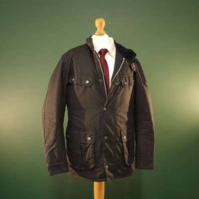 Barbour International Duke Wachsjacke Herren Small schwarz gesteppt Druckknopf innen Reißverschluss