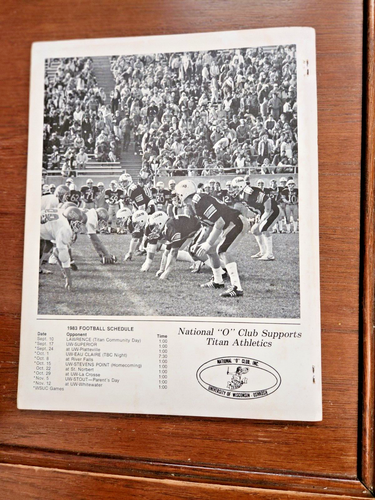 1983 UNIVERSITY OF WISCONSIN OSHKOSH TITANS Football Presse Medienführer - Bild 3 von 3