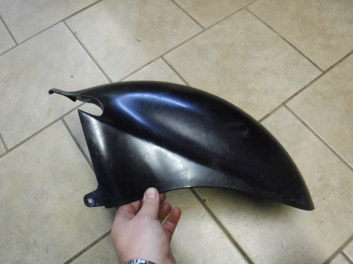 93-99 Kawasaki Ninja ZX11 D Front Fender Cowling Fairing 35004