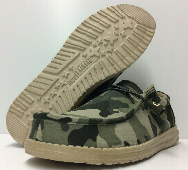 Hey Dude Wally Men's Canvas Shoe 