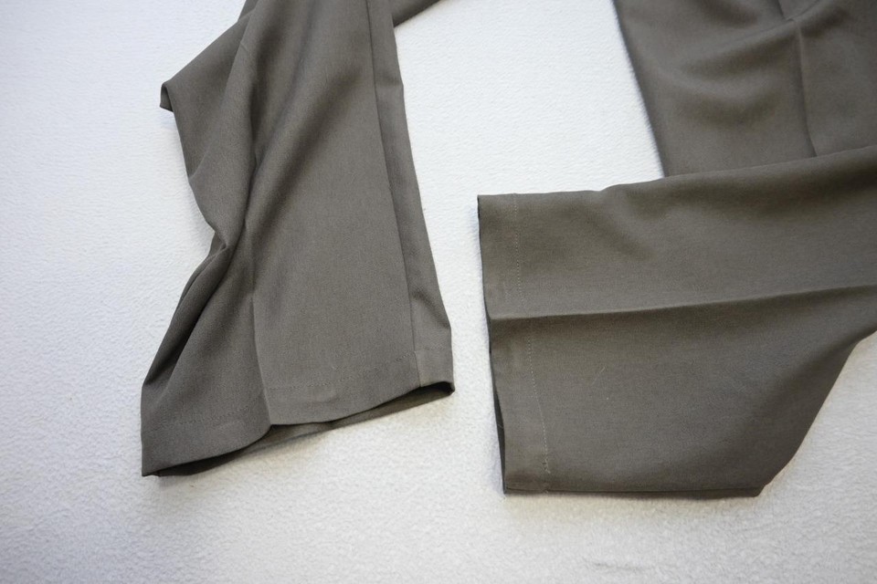 Haggar Golf Pants Cool18 Pro Classic Fit Pleated Brown Mens Size 38 x