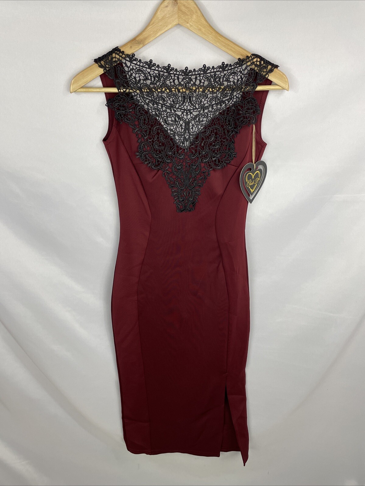 Red Dess UK 8 Club L Cross Front Bralet Aubergine BNWT 