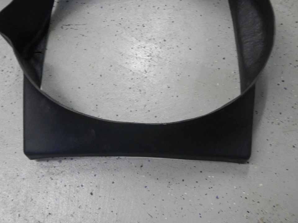 Buick Skylark 1965 1966 1967 cubierta de ventilador especial motor de 300 y 340 pulgadas cúbicas NUEVO Foto 3 de 4