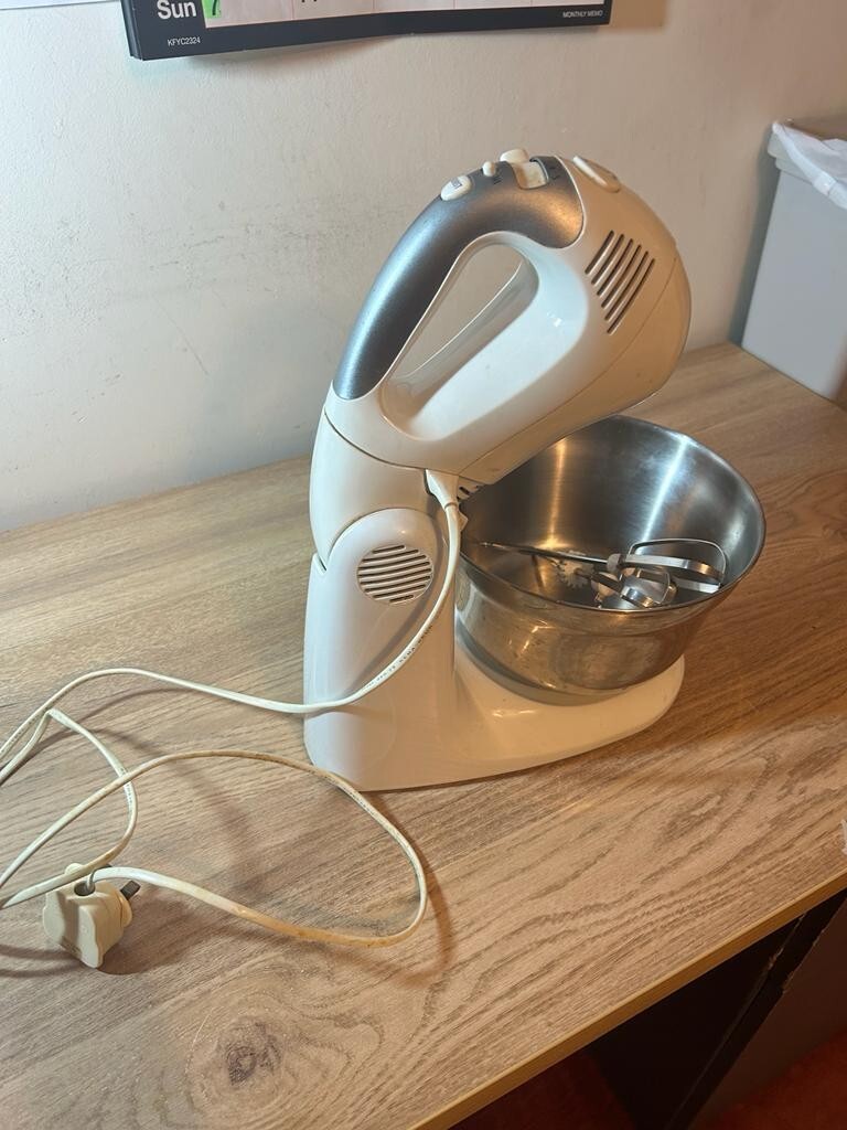 Breville Compact SHM2 Twin Motor Compact Mixer Faulty mixing beaters