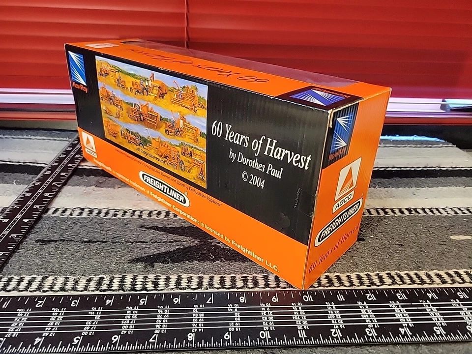 Allis Chalmers Freightliner 1/32 Diecast Semi Replica  Buy New-Ray Toys Co. Ltd. - Image 3 of 4