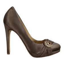 These are Badgley Mischka Women's Odell Platform Pumps size 6.5