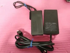 Microsoft 1661 Surface Pro Dock Station W/ 1749 AC ADAPTER Pro 3/4 /5/6/7/8