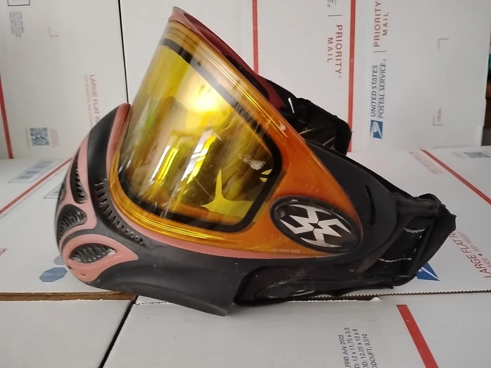 Máscara Empire E-Flex Roja y Negra Con Tinte Amarillo Yens De Colección Edición Limitada T6#10 Foto 3 de 4