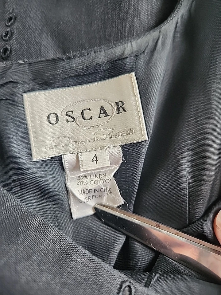 Vestido sin mangas Oscar De La Renta de lino negro con ojales, forrado, talla 4, clásico Foto 4 de 4