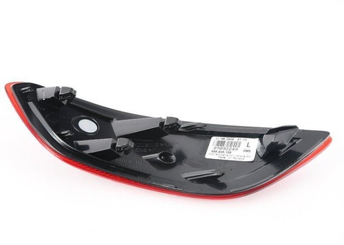 Porsche Cayenne Rear Light Reflector Genuine 958945105 - Picture 3 of 3