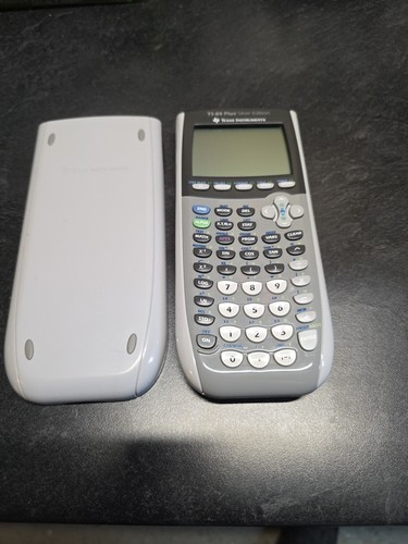 Texas Instruments TI-84 Plus Silver Edition Grafikrechner getestet
