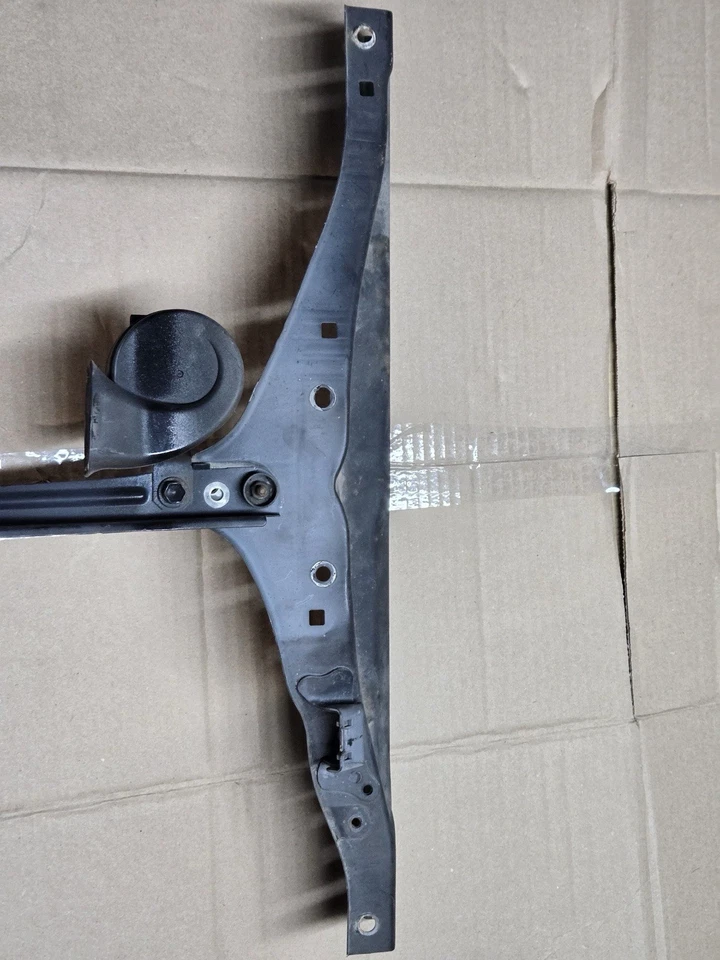 Lexus GS300 GS400 GS430 1998-2005 OEM soporte de radiador delantero barra en T bocina de soporte Foto 3 de 4